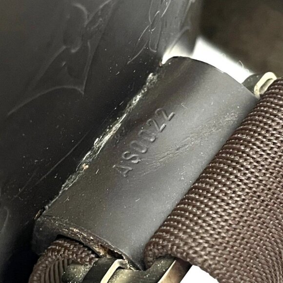 LOUIS VUITTON M46510 Monogram Glace Charlie Camera bag Shoulder Bag Leather - Picture 13 of 13